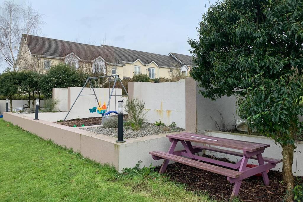 Two Bedroom Town House Beside The River Barrow Carlow Kültér fotó